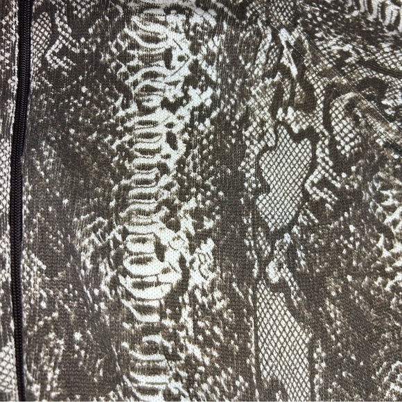 Ashley Stewart Snakeskin Print Bomber Sweater Jacket Brown Zip Front Size 18/20 - Picture 5 of 9